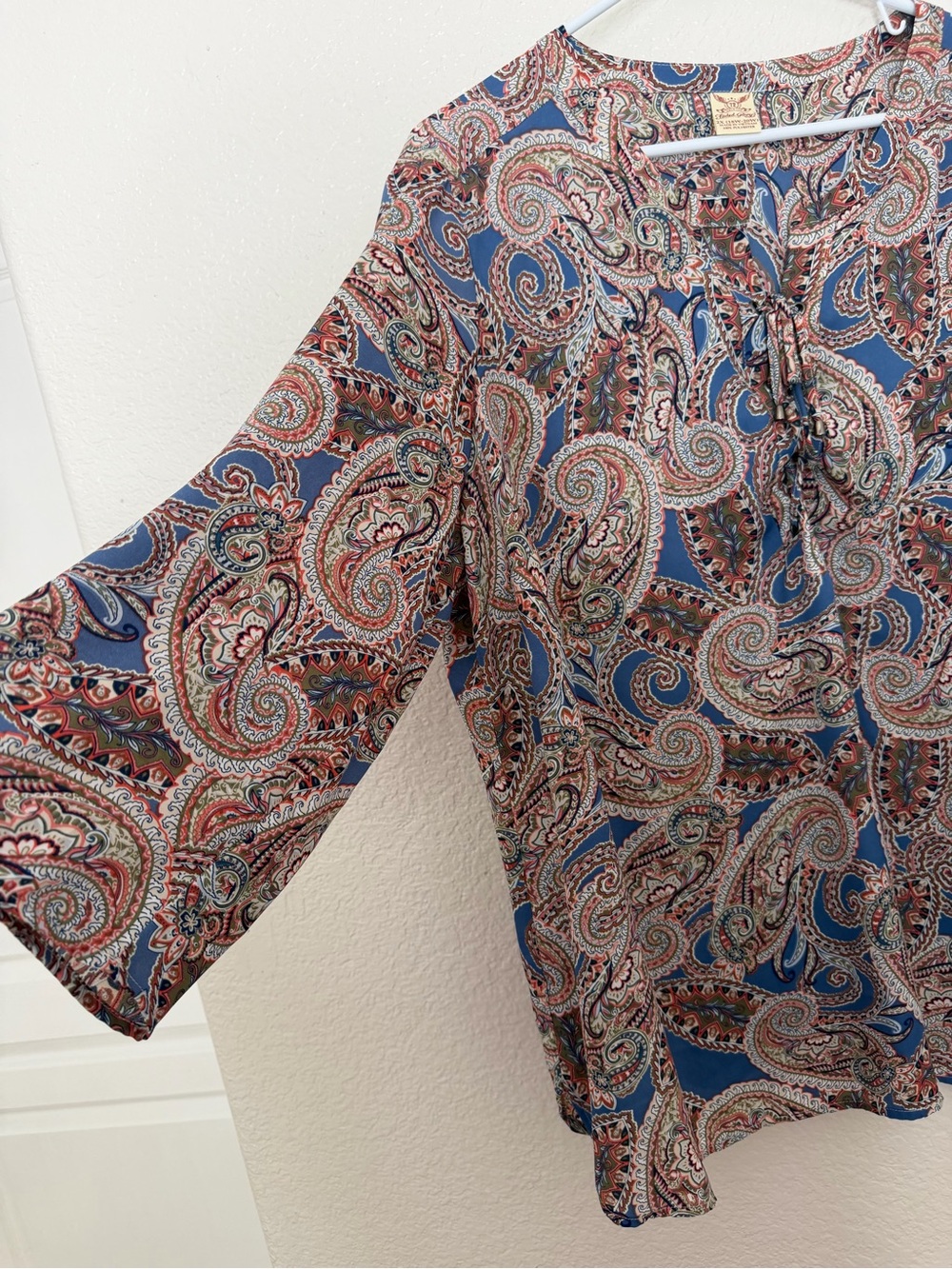 Faded Glory Womens 2X Blue Paisley Print Keyhole Lace Up Tunic Blouse 3/4 Sleeve - Picture 5 of 11
